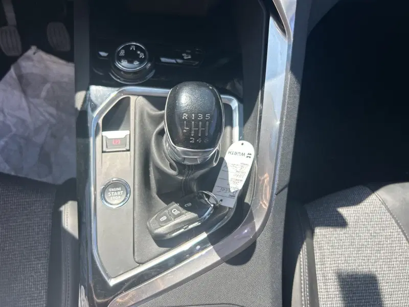 Peugeot 3008 usata a Frosinone (16)