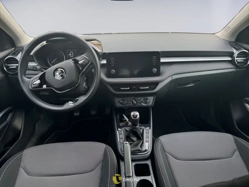 Skoda Fabia usata a Milano (12)
