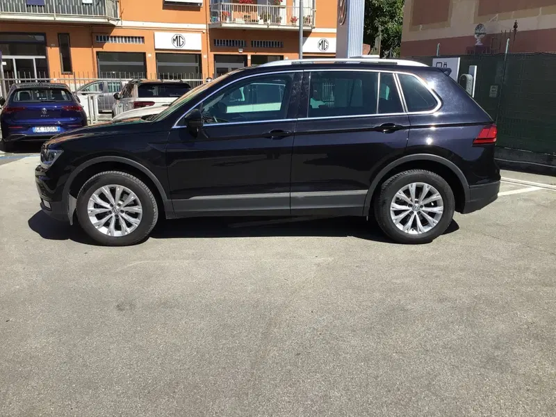 Volkswagen Tiguan usata a Genova (8)