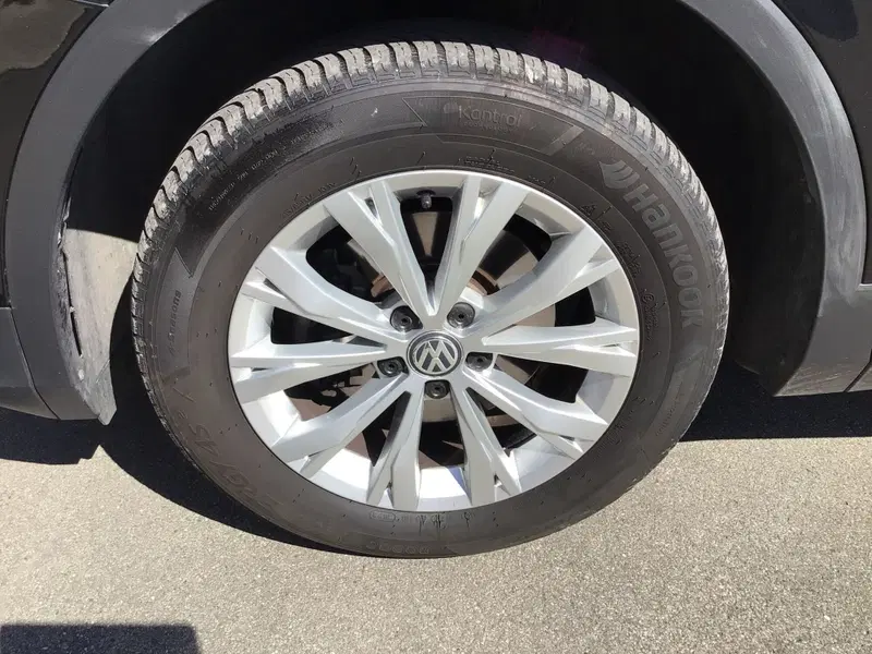 Volkswagen Tiguan usata a Genova (9)