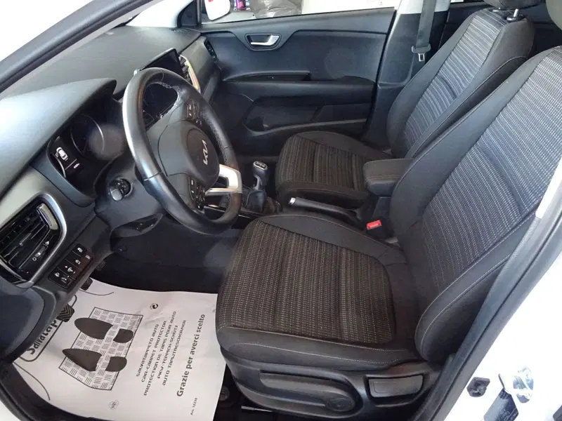 Kia Stonic usata a Lucca (8)