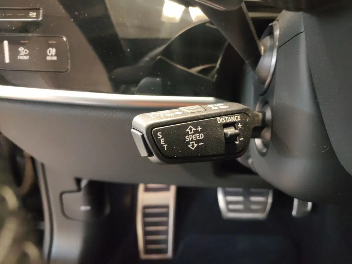 Audi A8 usata a Modena (13)