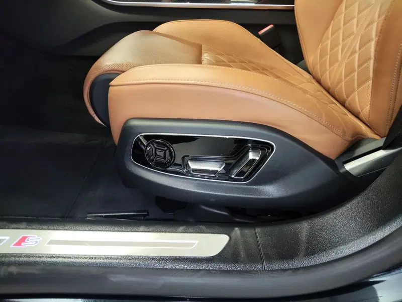 Audi A8 usata a Modena (14)
