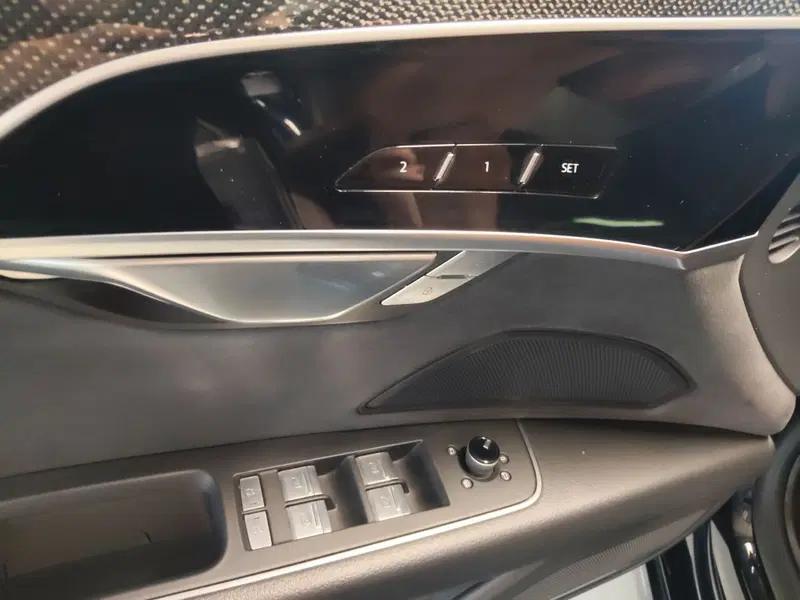 Audi A8 usata a Modena (15)