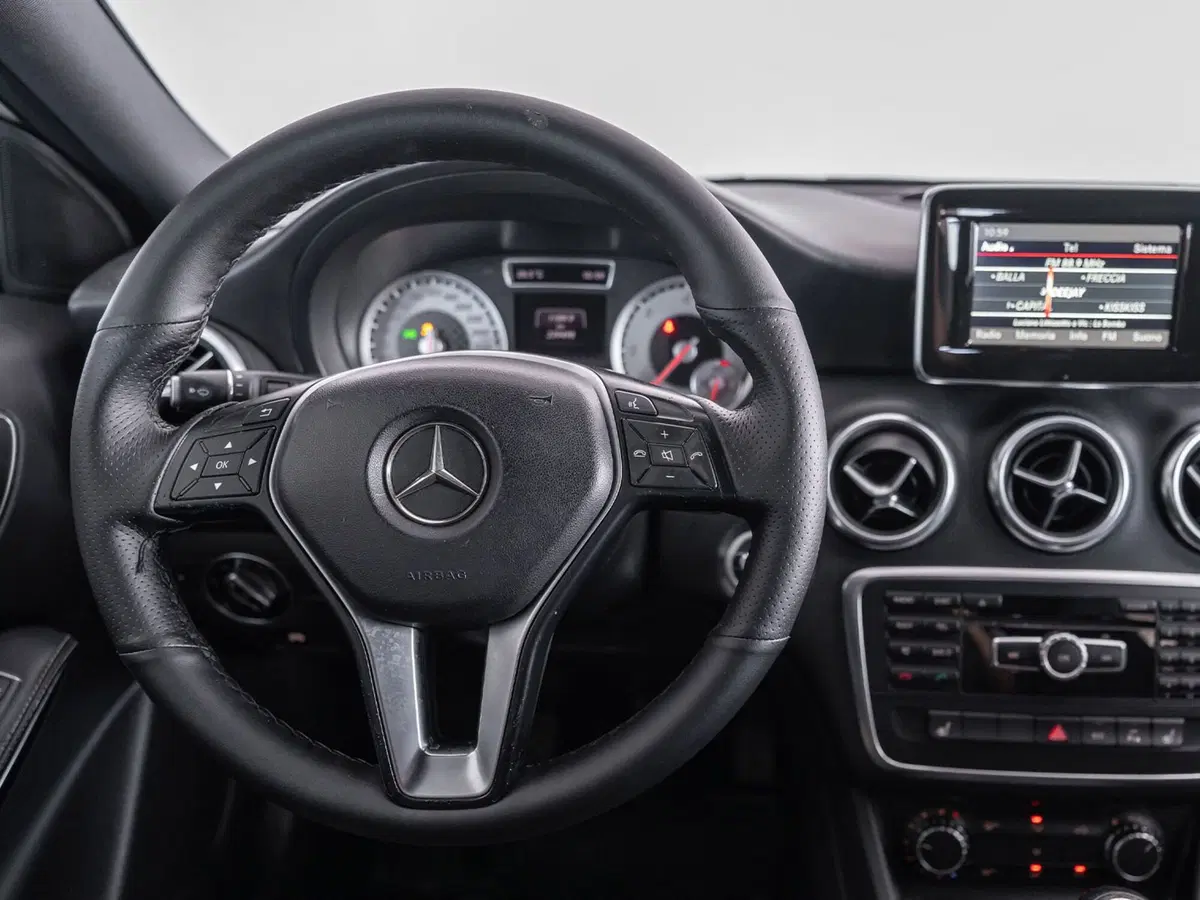 Mercedes-Benz Classe A usata a Foggia (9)