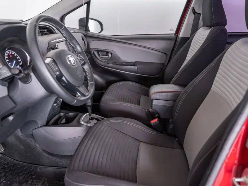 Toyota Yaris usata a Foggia (11)