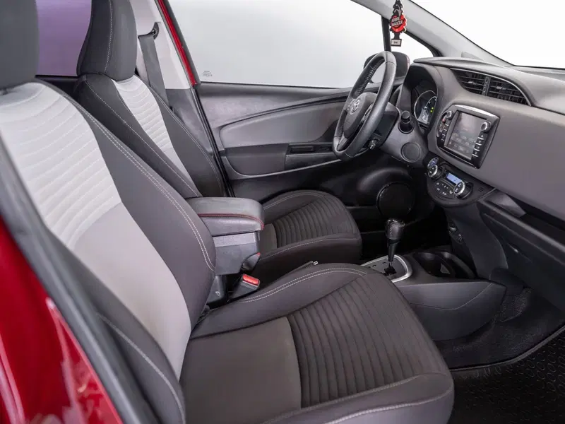 Toyota Yaris usata a Foggia (6)
