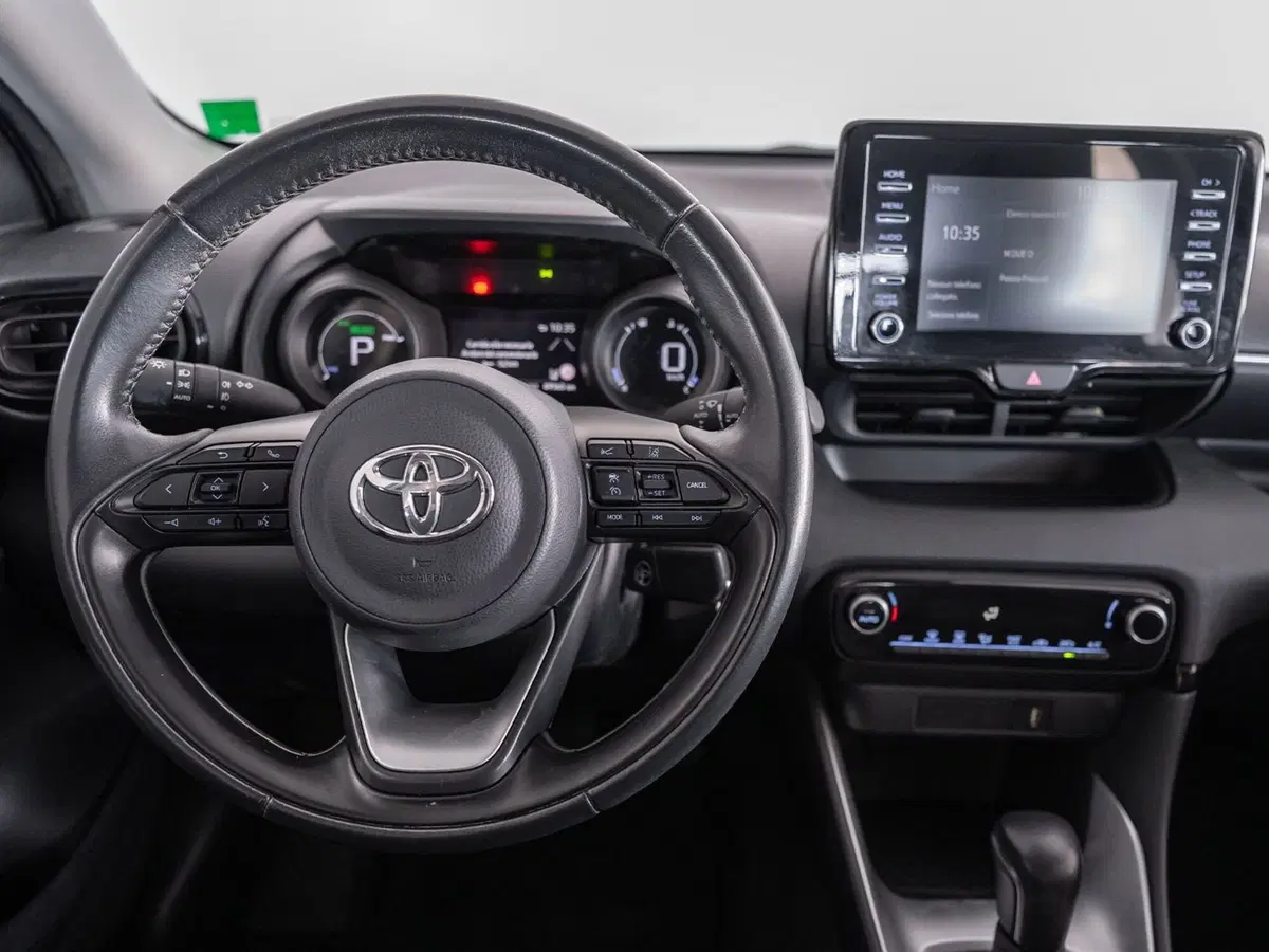 Toyota Yaris usata a Foggia (10)