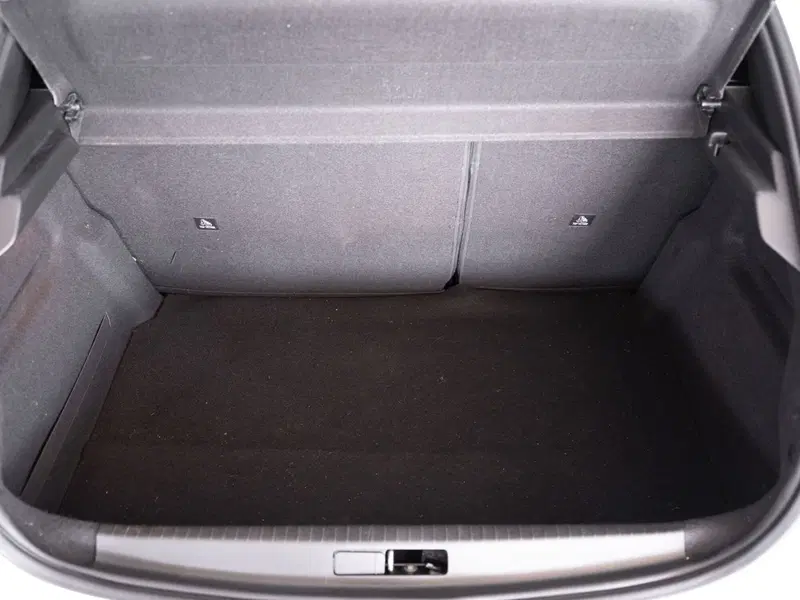 Peugeot 208 usata a Foggia (10)