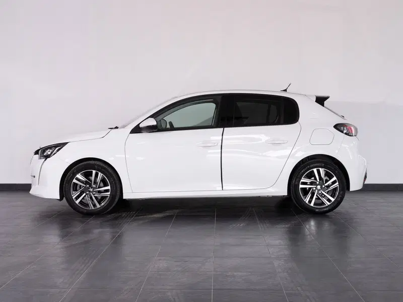 Peugeot 208 usata a Foggia (2)
