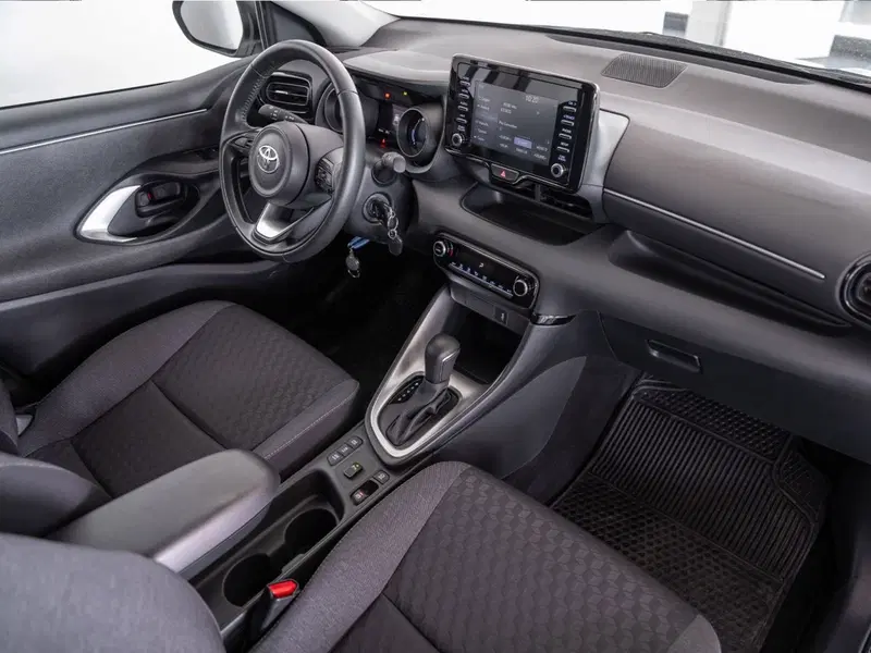 Toyota Yaris usata a Foggia (6)