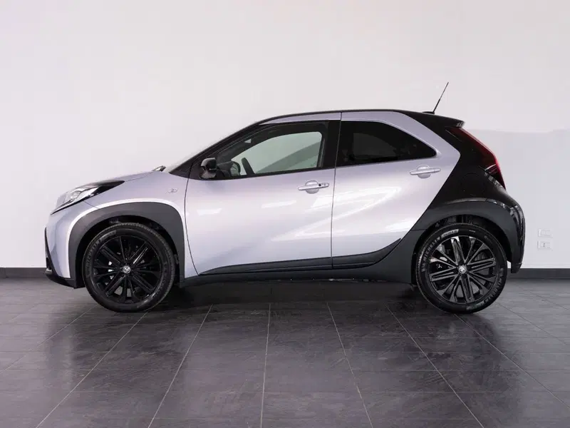 Toyota Aygo X usata a Foggia (3)