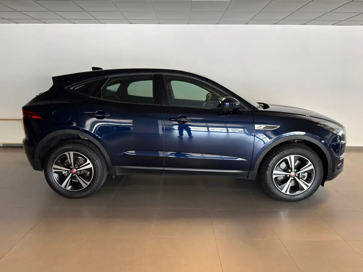 Jaguar E-Pace usata a Alessandria (6)