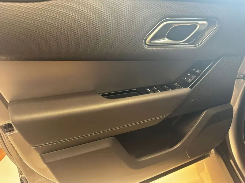 Land Rover Range Rover Velar usata a Ascoli Piceno (19)