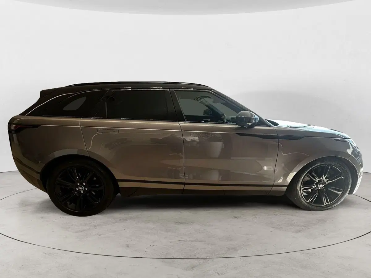 Land Rover Range Rover Velar usata a Ascoli Piceno (3)