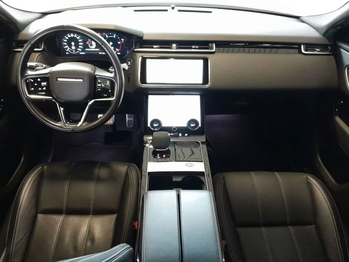 Land Rover Range Rover Velar usata a Cuneo (4)