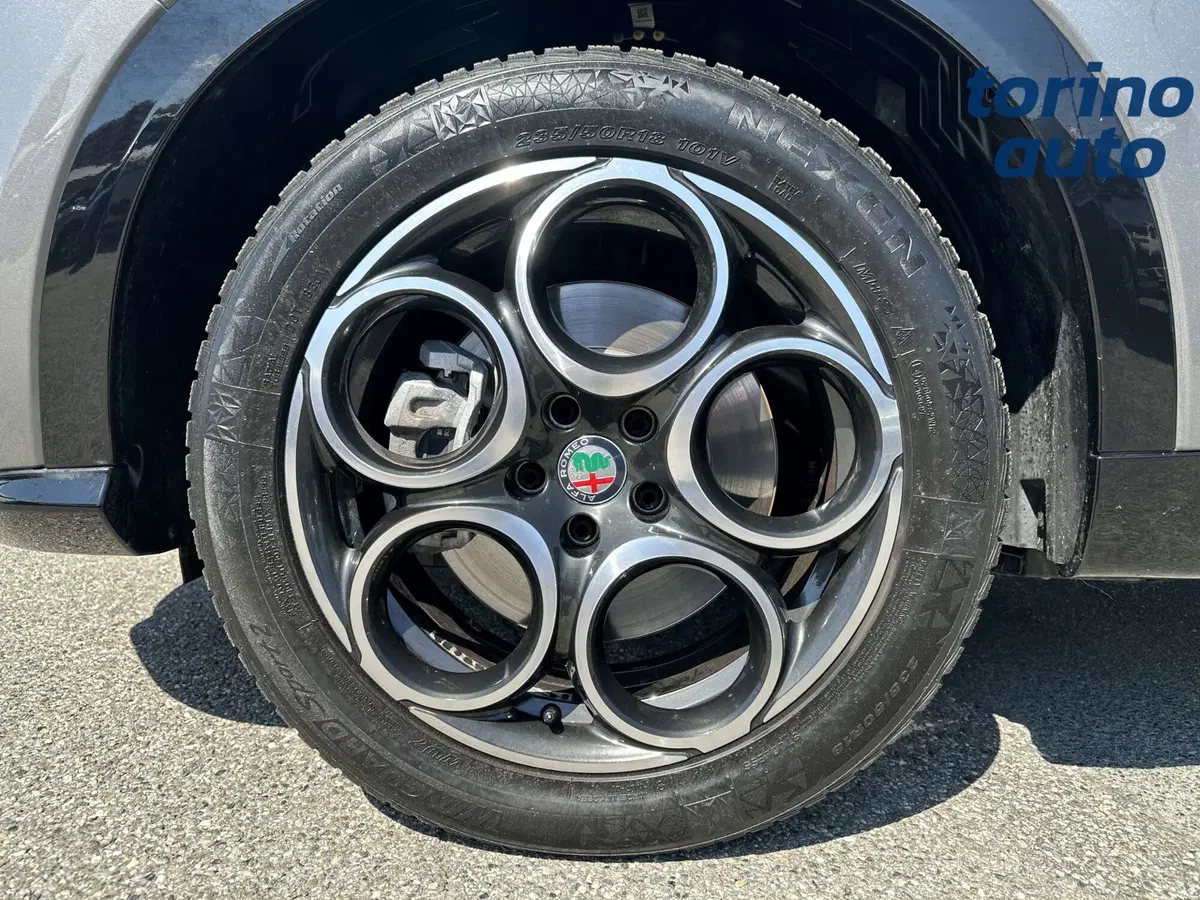 Alfa Romeo Tonale usata a Torino (9)