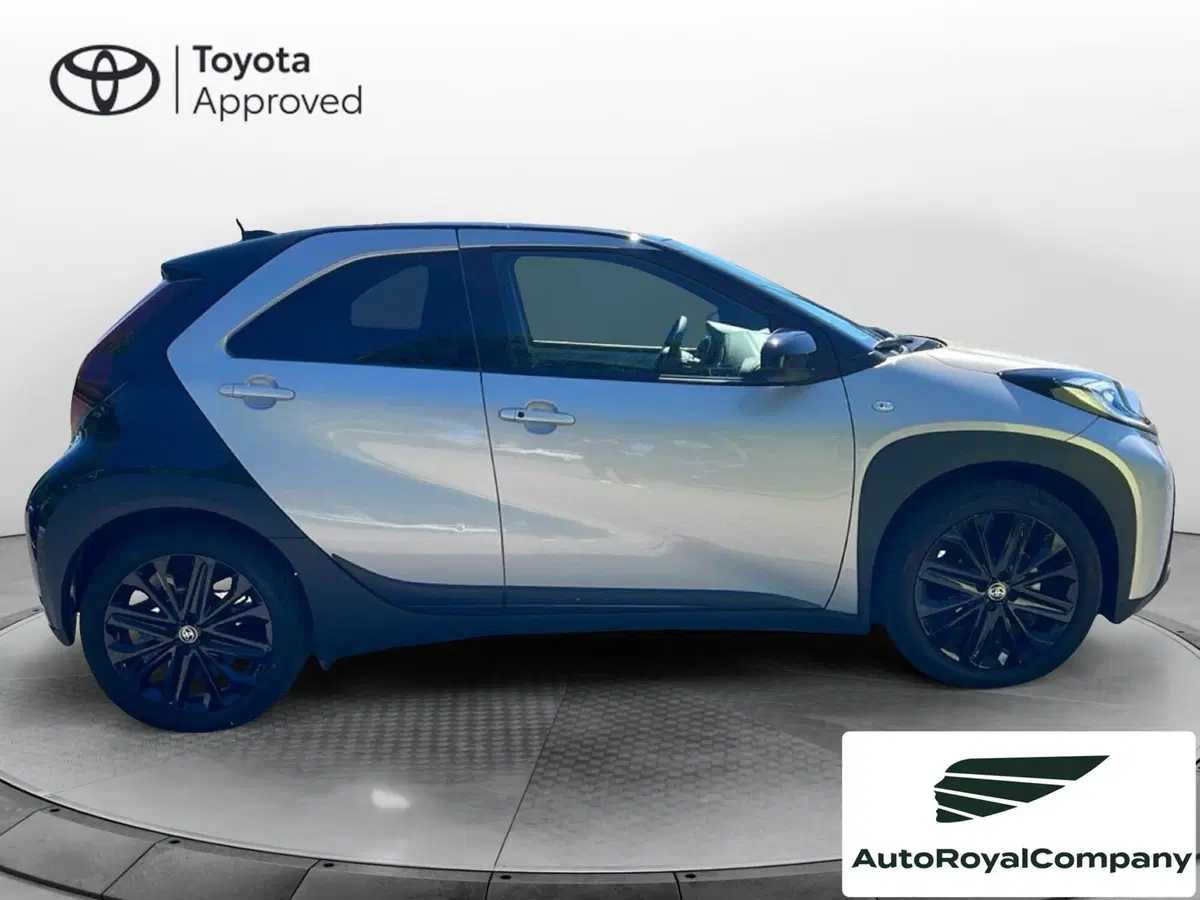 Toyota Aygo X usata a Roma (7)