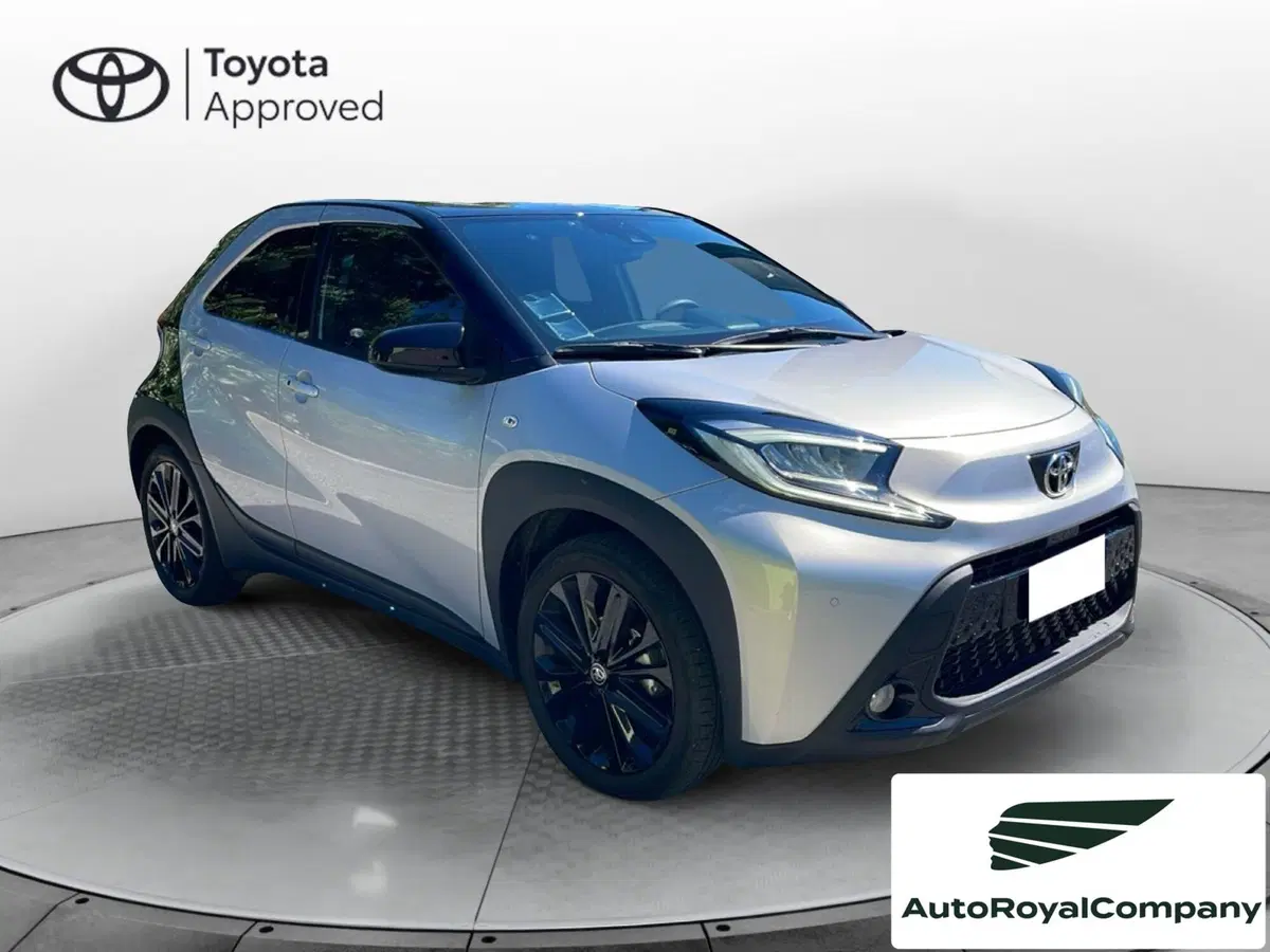 Toyota Aygo X usata a Roma (8)