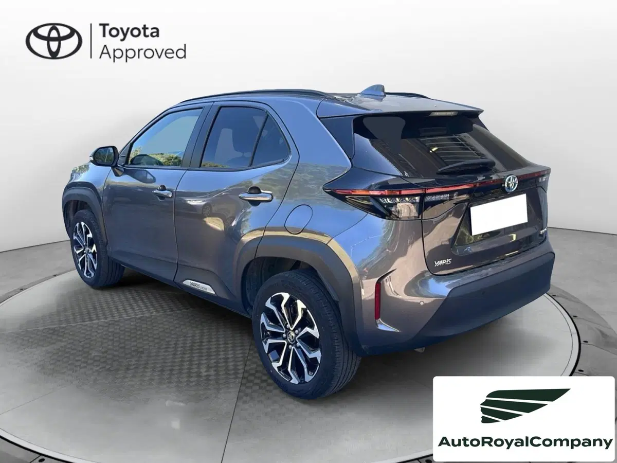Toyota Yaris Cross usata a Roma (4)