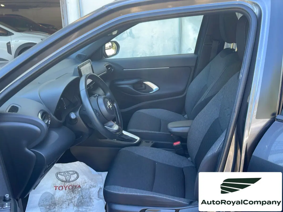 Toyota Yaris Cross usata a Roma (9)