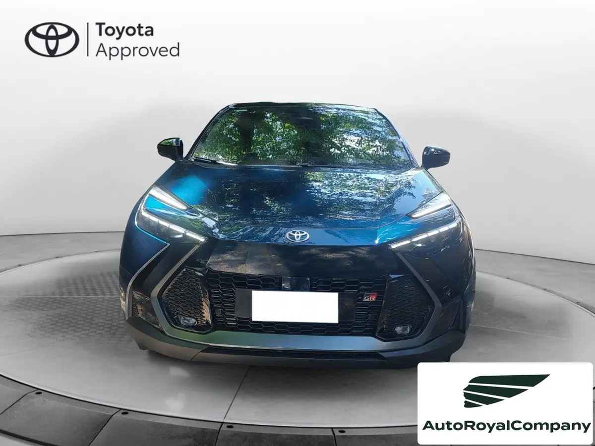Toyota Toyota C-HR usata a Roma (8)