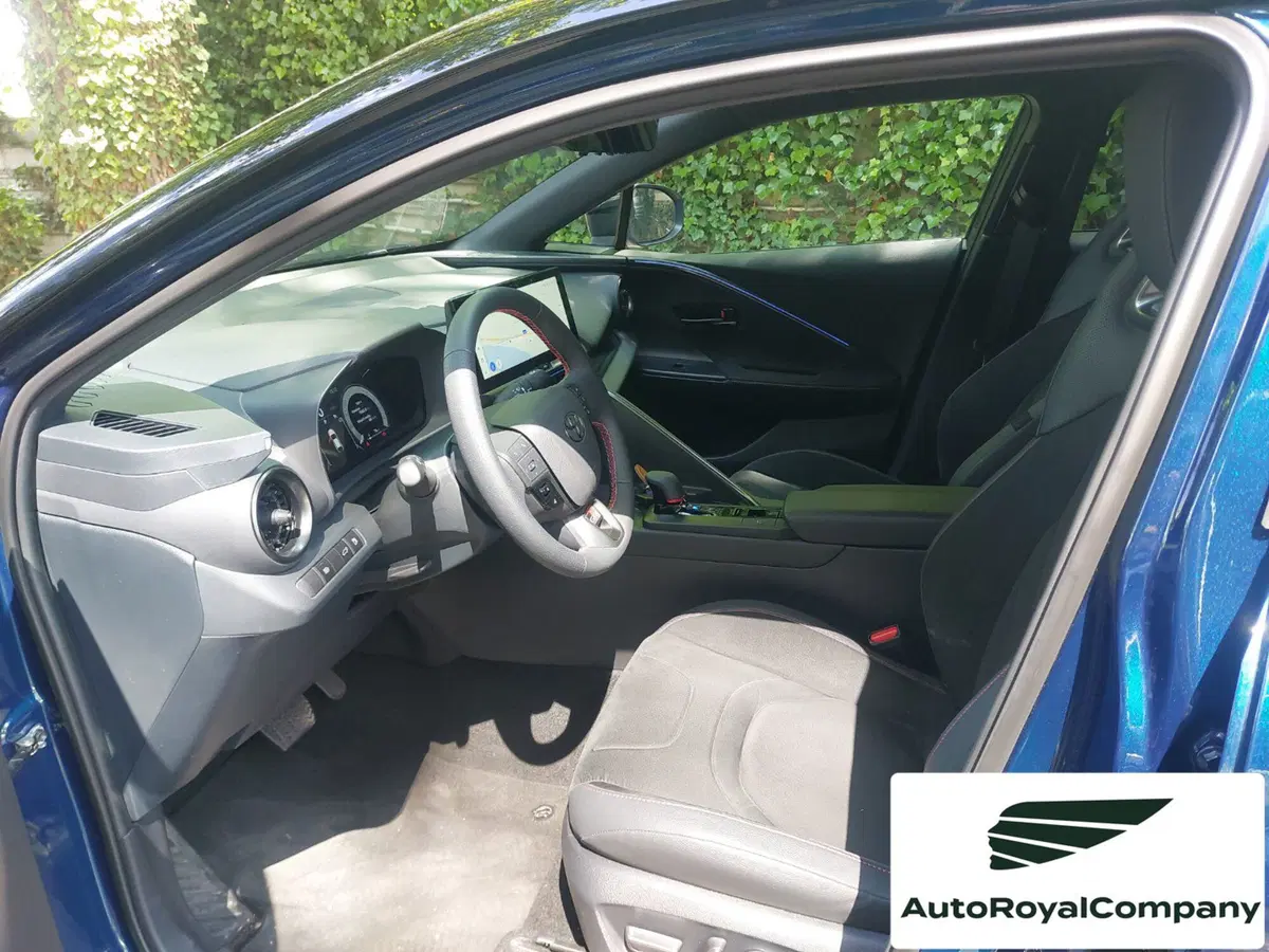 Toyota Toyota C-HR usata a Roma (9)
