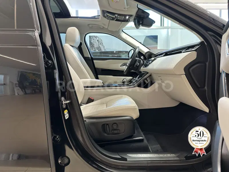 Land Rover Range Rover Velar usata a Forlì-Cesena (10)