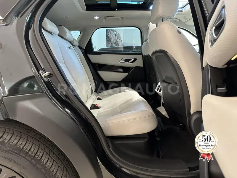 Land Rover Range Rover Velar usata a Forlì-Cesena (11)