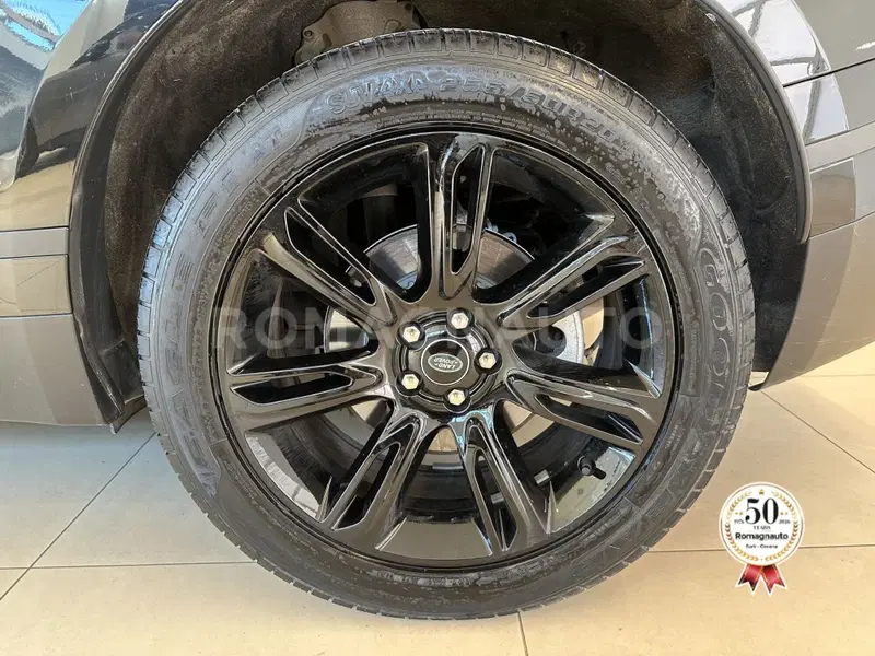 Land Rover Range Rover Velar usata a Forlì-Cesena (9)