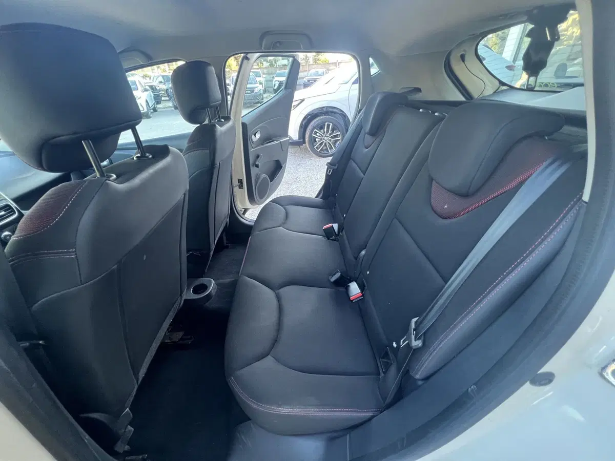 Renault Clio usata a Teramo (12)