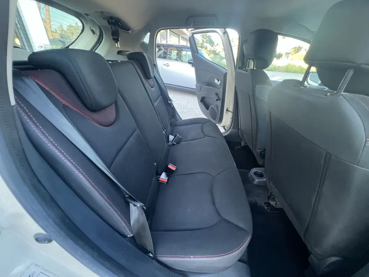 Renault Clio usata a Teramo (14)