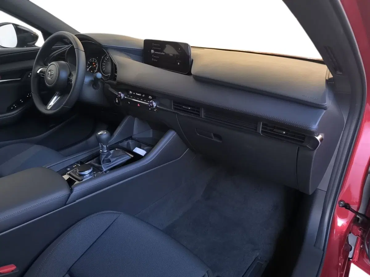 Mazda Mazda3 Hatchback nuova a Udine (14)