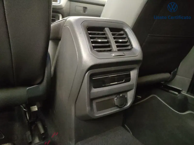Volkswagen Tiguan usata a Varese (13)