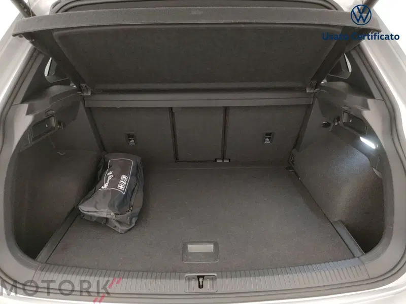 Volkswagen Tiguan usata a Varese (9)