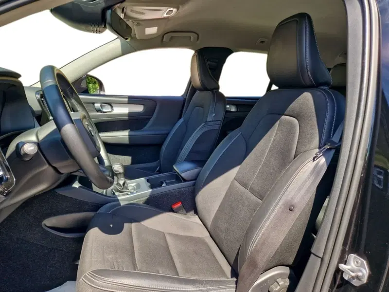Volvo XC40 usata a Siena (10)