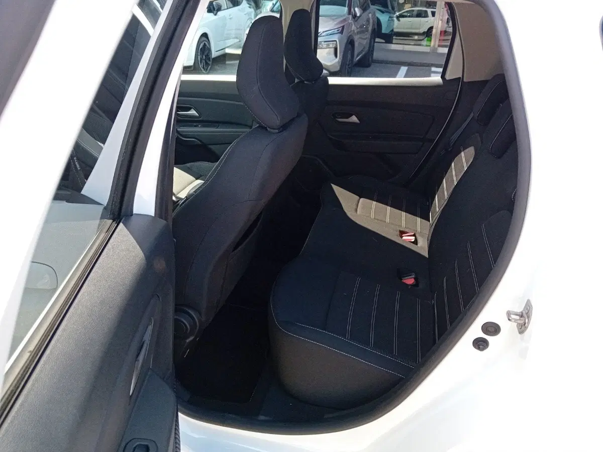 Dacia Duster usata a Vicenza (11)
