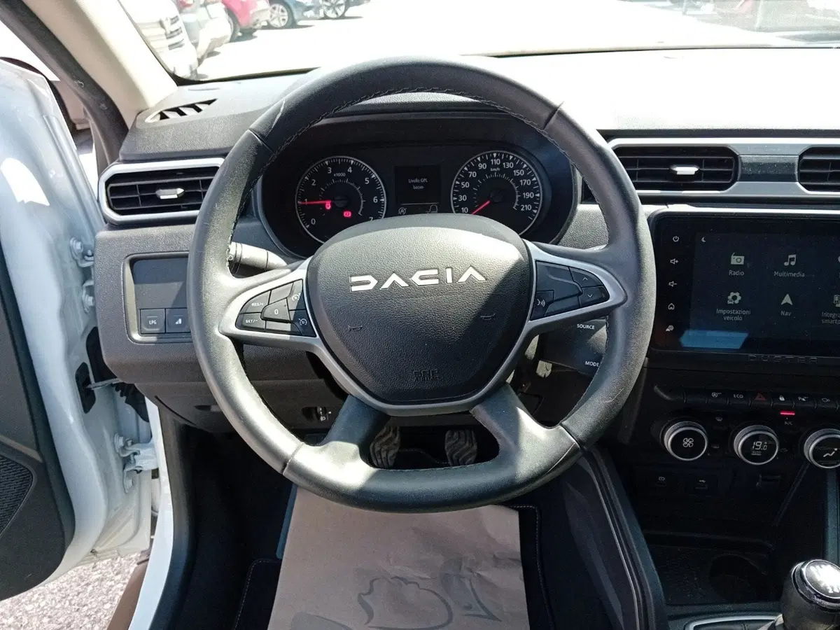 Dacia Duster usata a Vicenza (14)