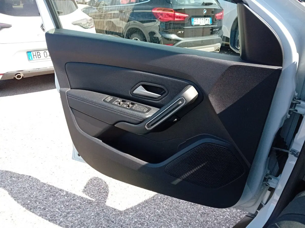 Dacia Duster usata a Vicenza (20)