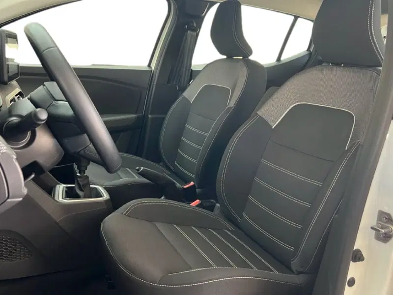 Dacia Sandero usata a Roma (12)