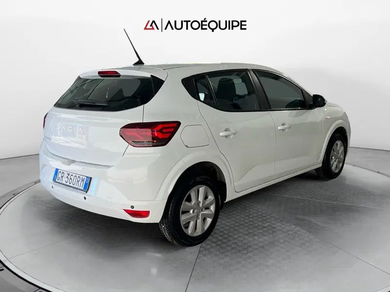 Dacia Sandero usata a Roma (5)