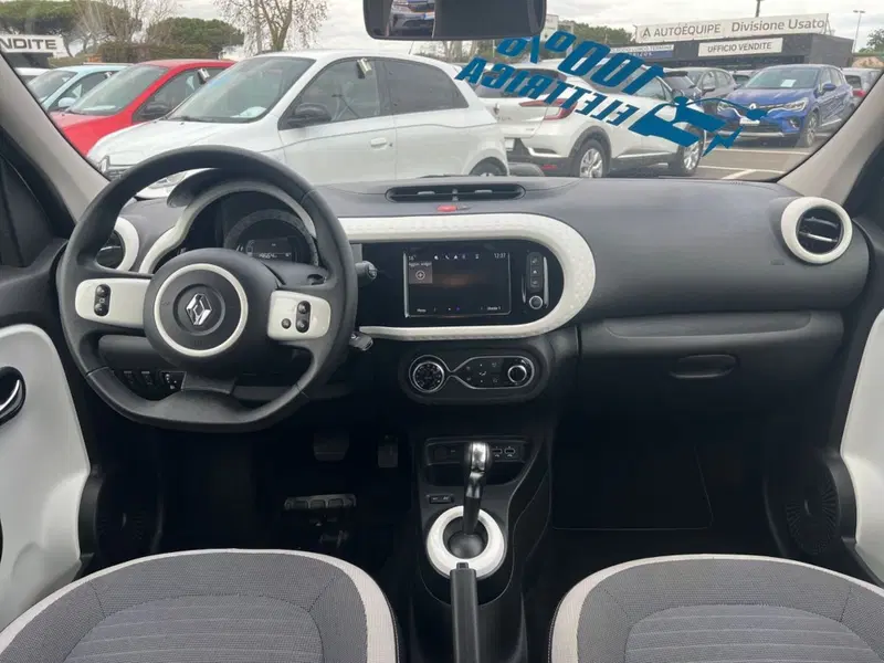 Renault Twingo usata a Roma (12)
