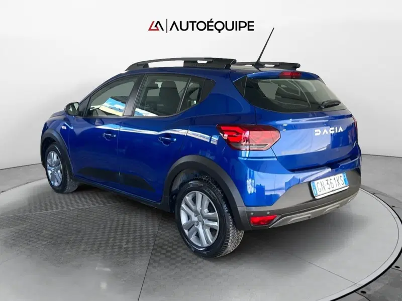 Dacia Sandero usata a Roma (3)