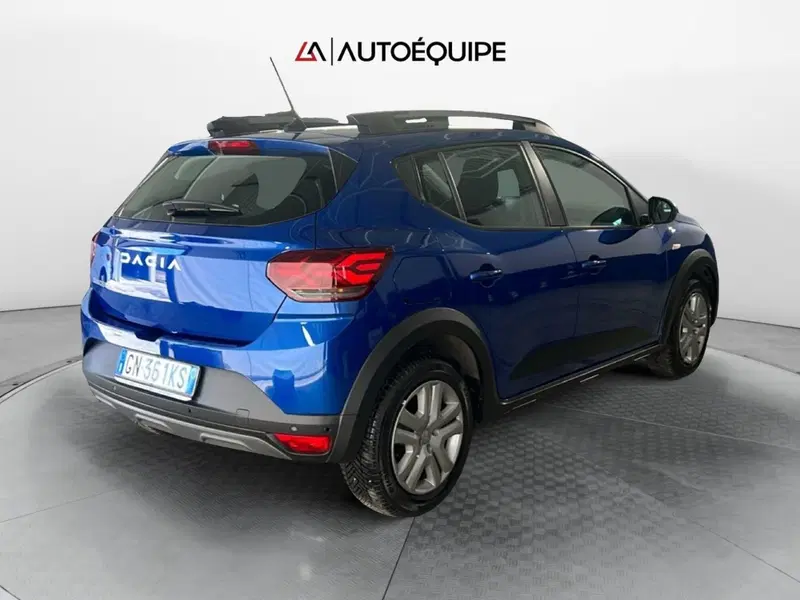 Dacia Sandero usata a Roma (5)