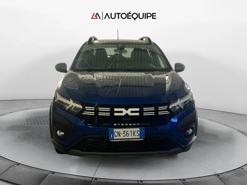 Dacia Sandero usata a Roma (8)