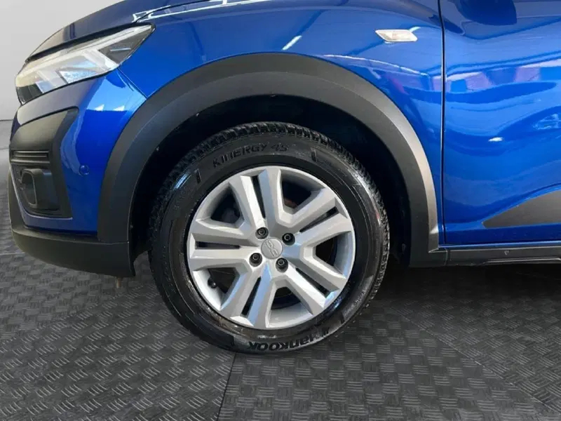 Dacia Sandero usata a Roma (9)