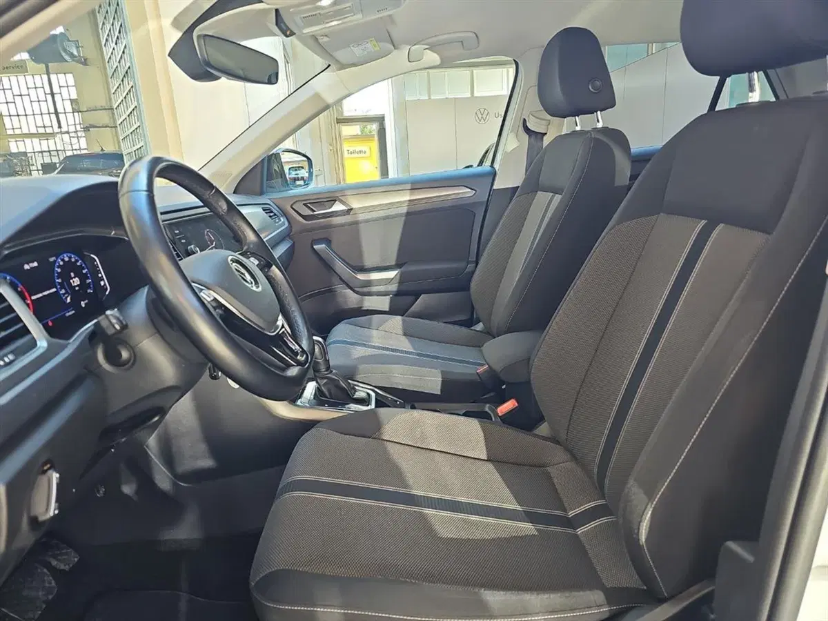 Volkswagen T-Roc usata a Lecco (11)