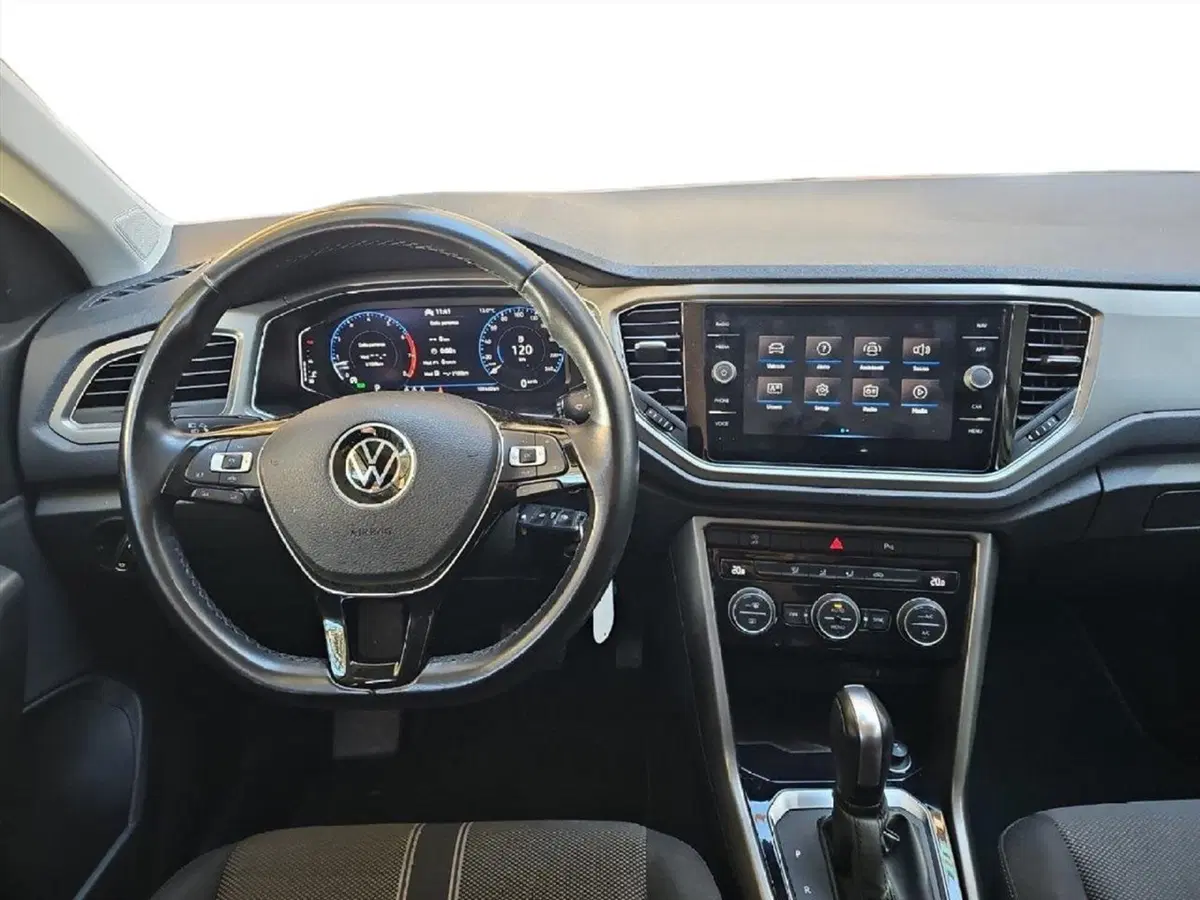 Volkswagen T-Roc usata a Lecco (9)