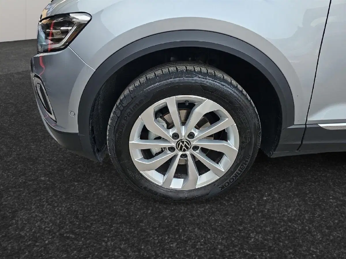 Volkswagen T-Roc usata a Lecco (17)