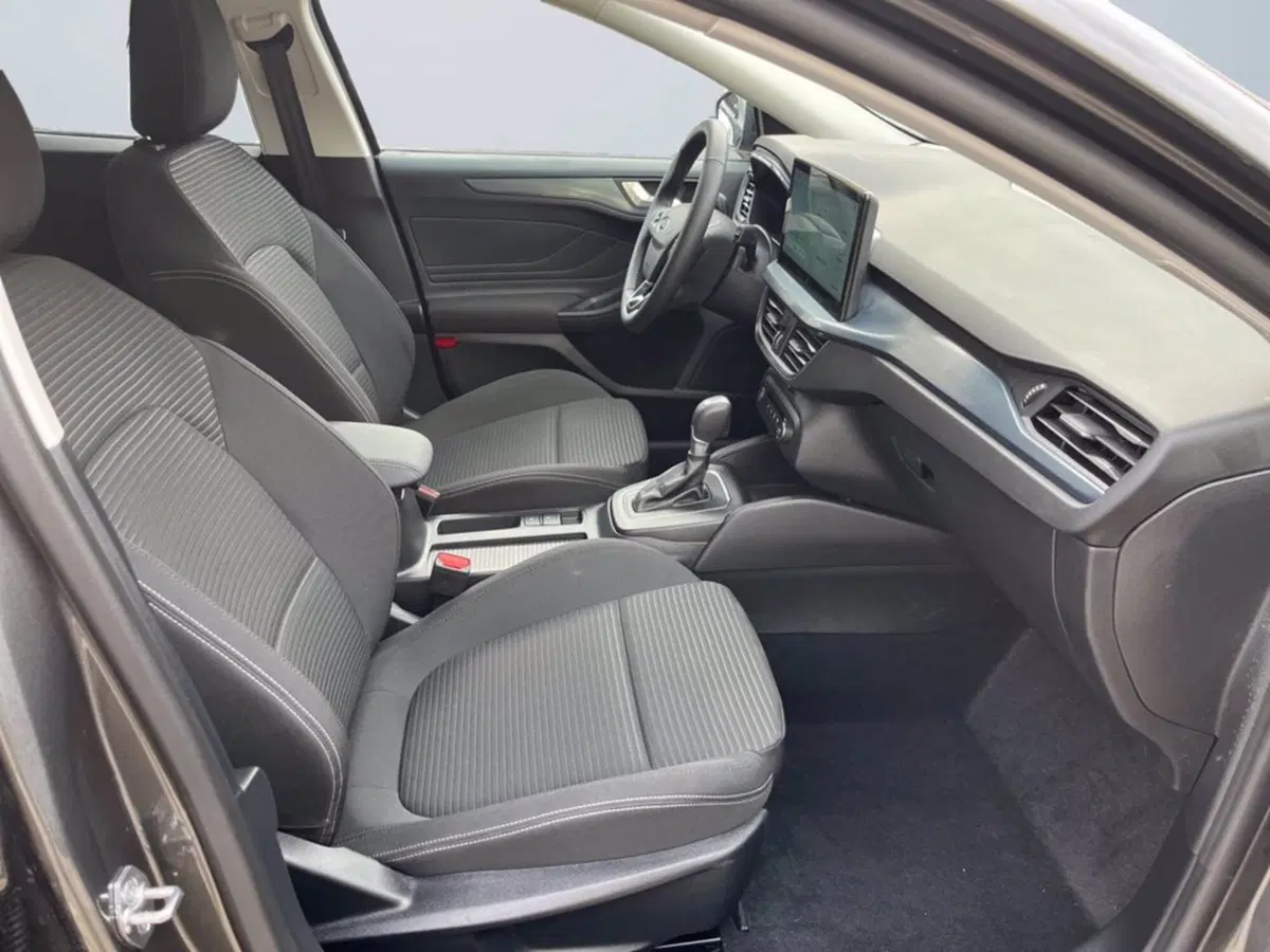 Ford Focus Station Wagon usata a Milano (15)